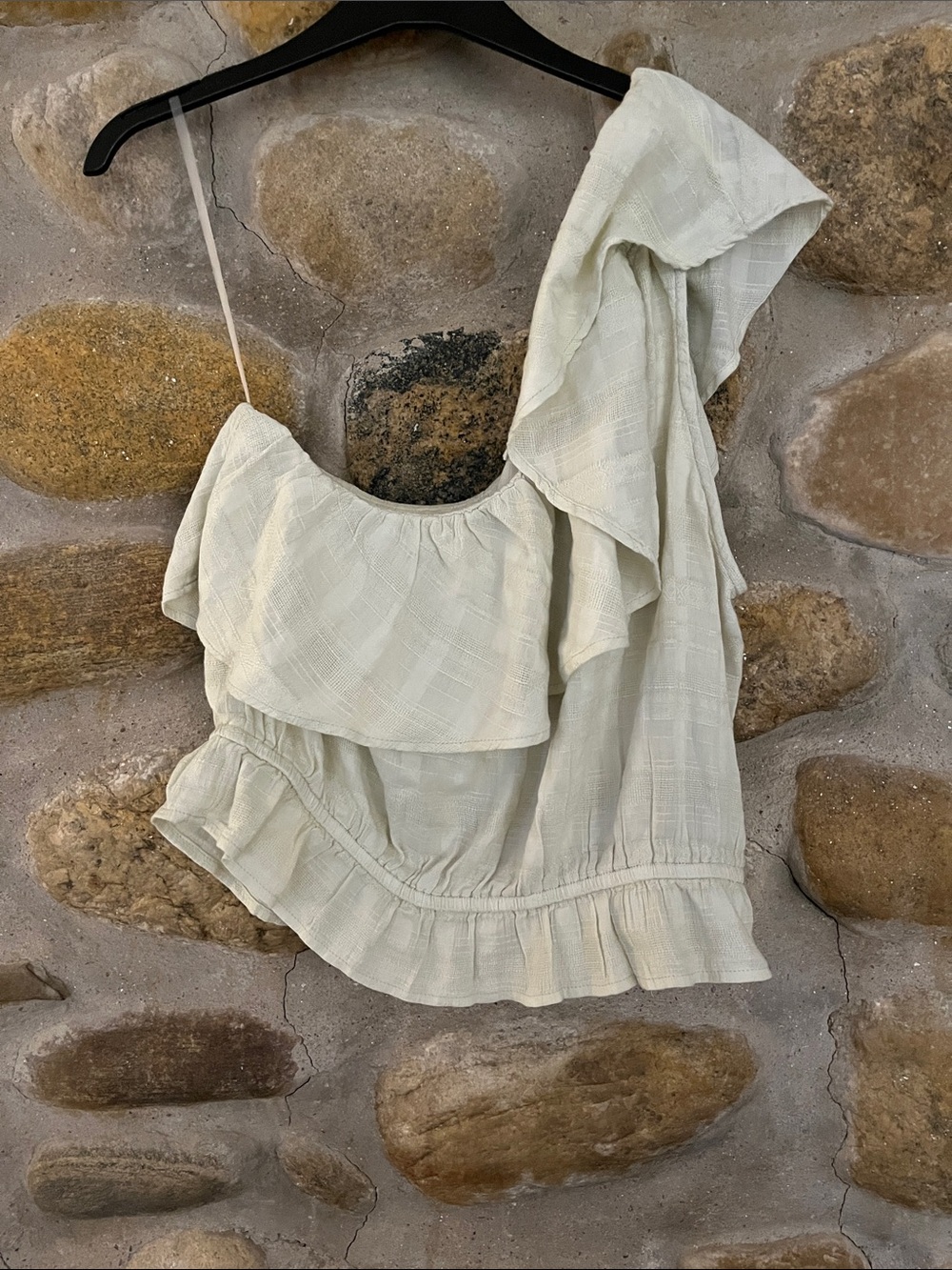 American Eagle Outfitters One-Shoulder Ruffle Crop Top